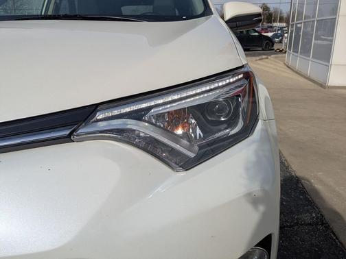 2018 Toyota RAV4 Hybrid Limited