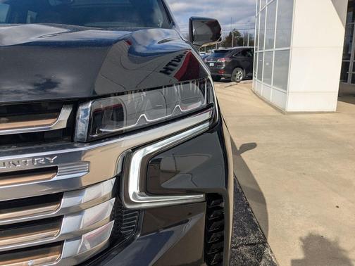 2021 Chevrolet Suburban 4WD High Country