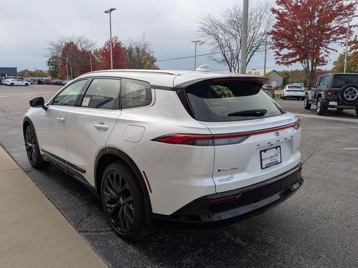 2025 Toyota Crown Signia Limited