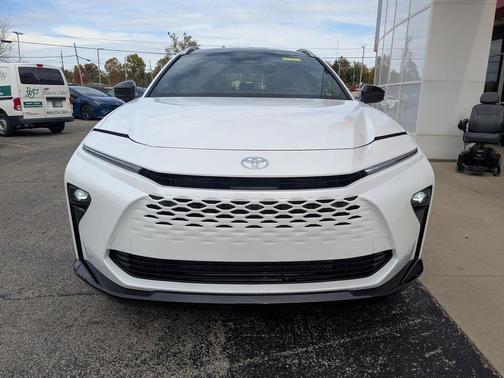 2025 Toyota Crown Signia Limited