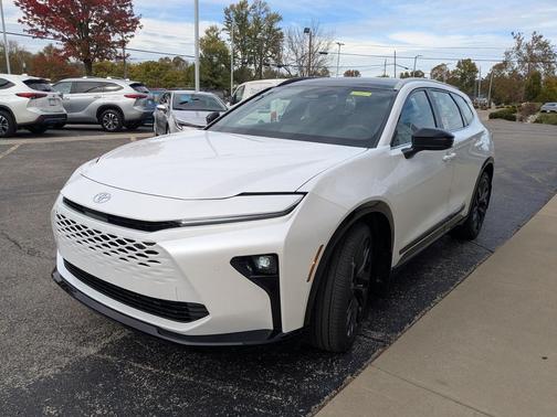 2025 Toyota Crown Signia Limited