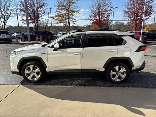 2021 Toyota RAV4 Hybrid XLE Premium