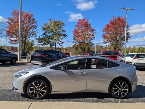 2026 Toyota Prius Plug-In Hybrid XSE Premium