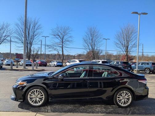 2018 Toyota Camry XLE