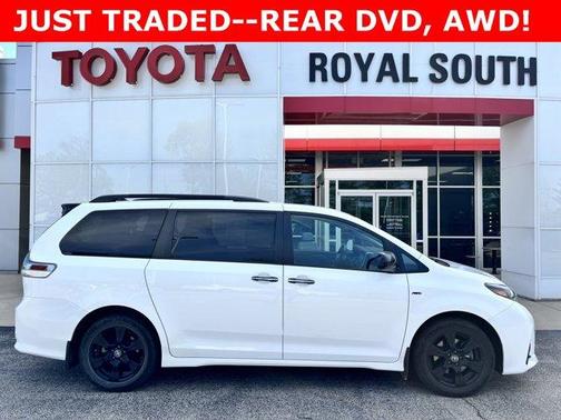 2020 Toyota Sienna SE Premium