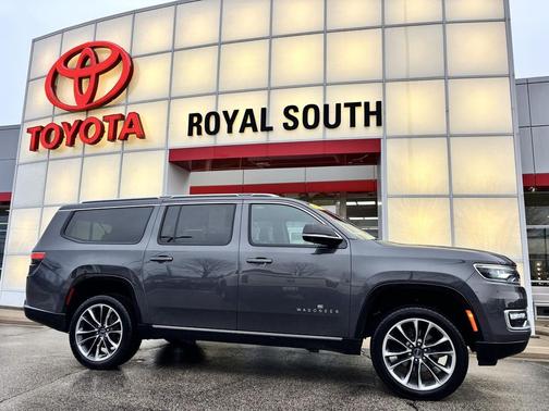 2023 Jeep Wagoneer L Series III 4x4