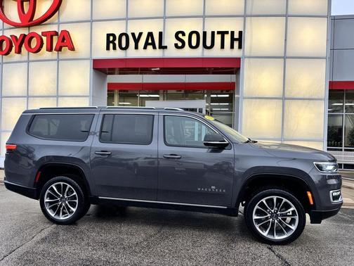 2023 Jeep Wagoneer L Series III 4x4