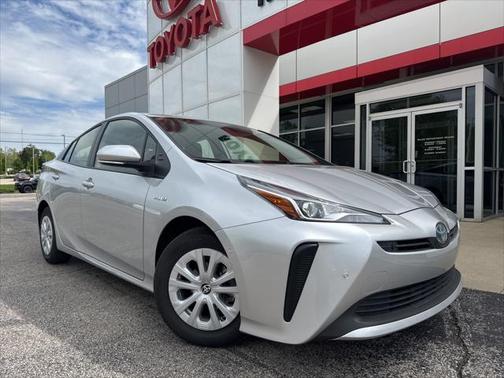 2022 Toyota Prius LE