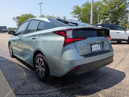 2021 Toyota Prius LE