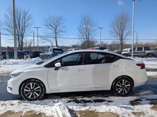 2024 Nissan Versa 1.6 SV
