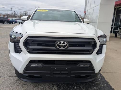 2024 Toyota Tacoma SR5