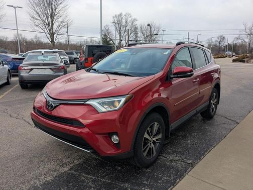 2017 Toyota RAV4 XLE
