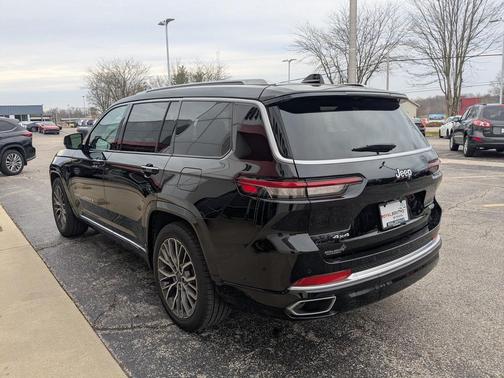 2023 Jeep Grand Cherokee L Summit Reserve