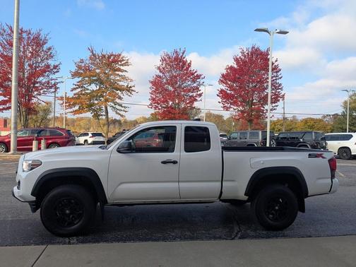2021 Toyota Tacoma SR