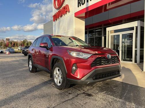 2021 Toyota RAV4 Hybrid XLE