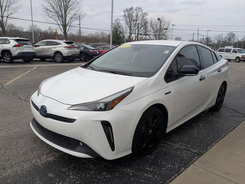 2022 Toyota Prius L