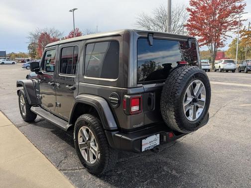 2021 Jeep Wrangler Unlimited Sahara