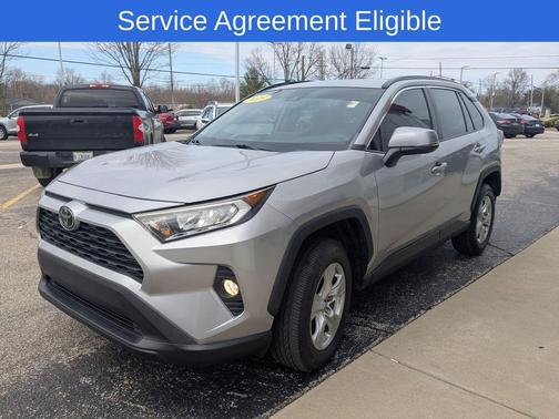 Silver Sky Metallic 2019 Toyota RAV4 XLE