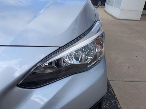 2022 Subaru Impreza Base