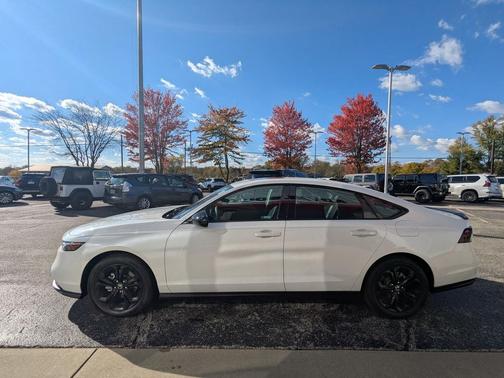 2025 Honda Accord Sport SE 1.5T