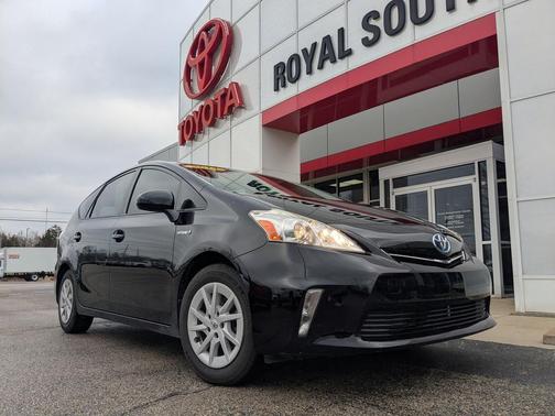 2014 Toyota Prius v Two