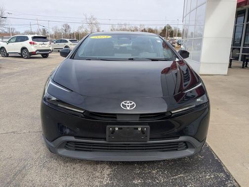2023 Toyota Prius LE