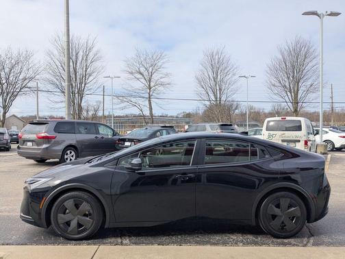 2023 Toyota Prius LE