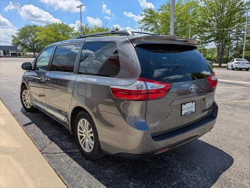 2015 Toyota Sienna XLE