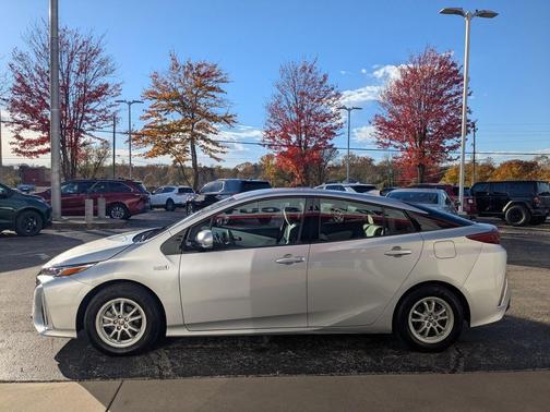 2018 Toyota Prius Prime Plus