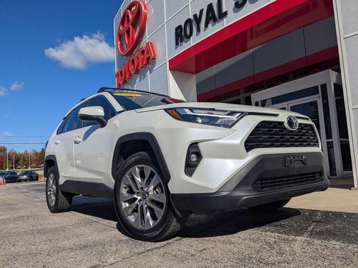 2022 Toyota RAV4 XLE Premium