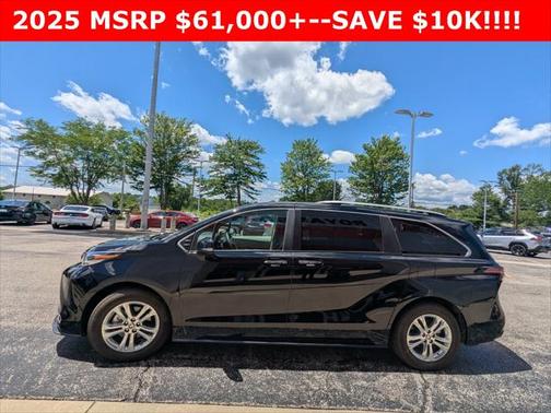 2022 Toyota Sienna Platinum 7 Passenger