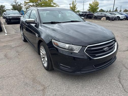 2018 Ford Taurus Limited