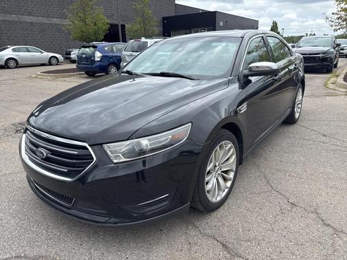 2018 Ford Taurus Limited