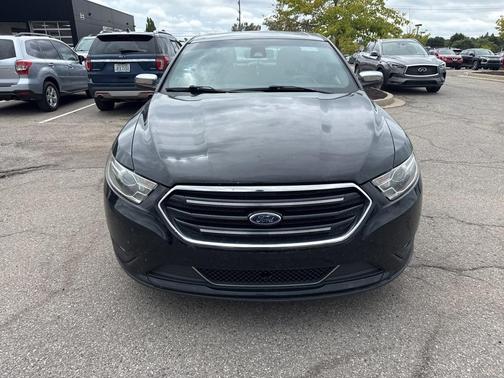 2018 Ford Taurus Limited