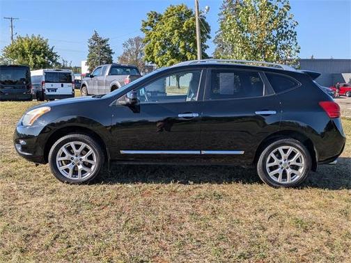 2012 Nissan Rogue SV w/SL Pkg