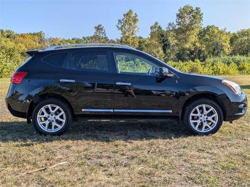 2012 Nissan Rogue SV w/SL Pkg