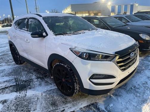 2017 Hyundai TUCSON Night