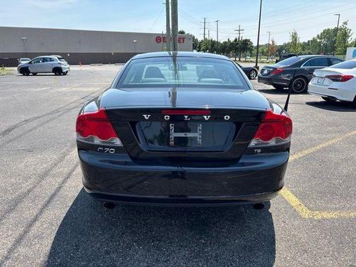Black 2009 Volvo C70 T5