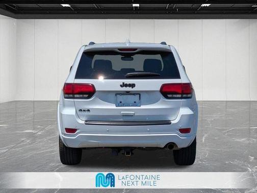 Bright White 2021 Jeep Grand Cherokee Altitude