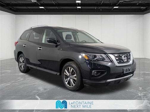 2018 Nissan Pathfinder SV