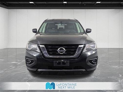 2018 Nissan Pathfinder SV