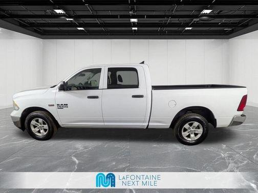 Bright White Clearcoat 2023 RAM 1500 Classic SLT