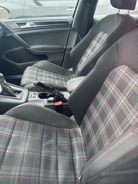 2015 Volkswagen Golf GTI S