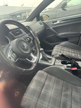 2015 Volkswagen Golf GTI S