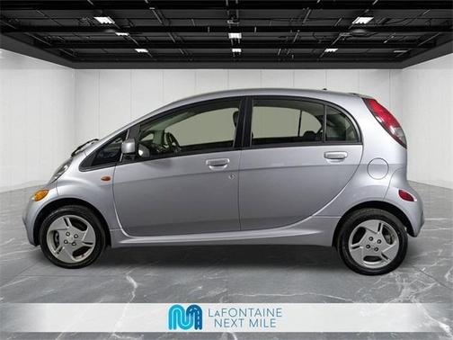 2016 Mitsubishi i-MiEV ES