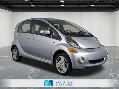 2016 Mitsubishi i-MiEV ES