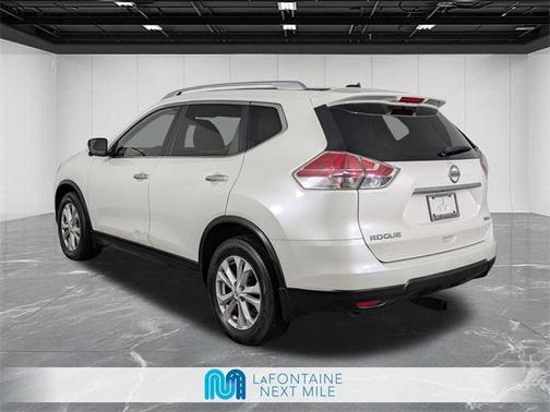 2015 Nissan Rogue SV