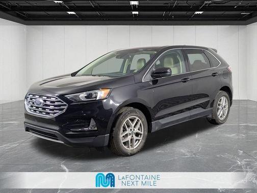Black Metallic 2022 Ford Edge SEL