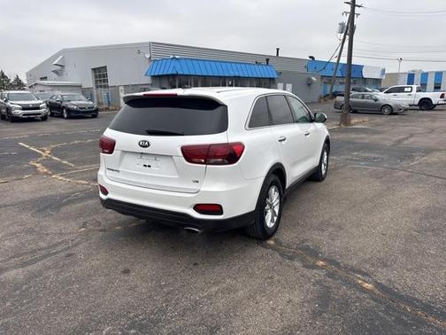 2020 Kia Sorento LX