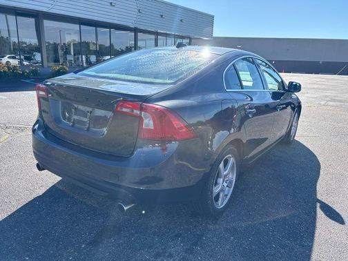 Saville Gray Metallic 2012 Volvo S60 T5